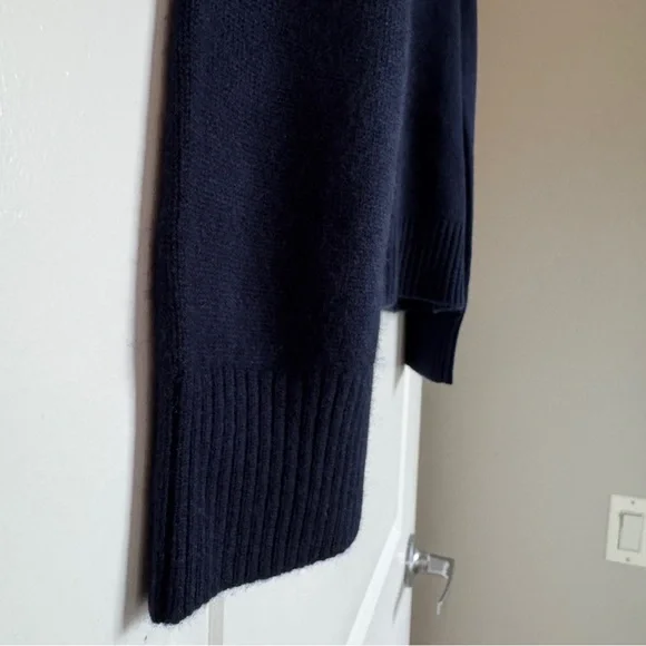 NWT! QUINCE Mongolian Cashmere Oversized Crewneck Sweater True Navy Size Medium - Picture 5 of 15